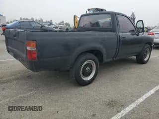 ✅ 1993 Toyota Pickup • VIN: 4TARN81A2PZ056506 • Лот: 76416364. Опубликован ранее на Copart с пробегом 242 010 миль. Бесплатный доступ к архиву аукционных продаж из США и подробный отчёт об истории автомобиля на DreamBid. Изображение 3.
