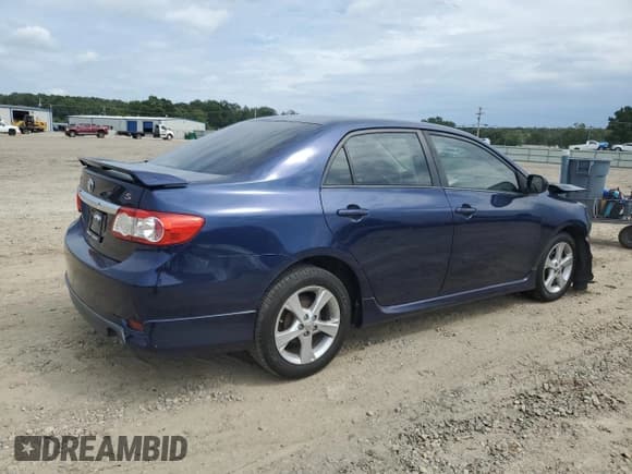 ✅ 2013 Toyota Corolla L • VIN: 5YFBU4EE2DP093043 • Lot: 70676965. Listed on Copart with 138,081 mi. Free auction sales archive from the USA and detailed vehicle history report at DreamBid. Image 3.