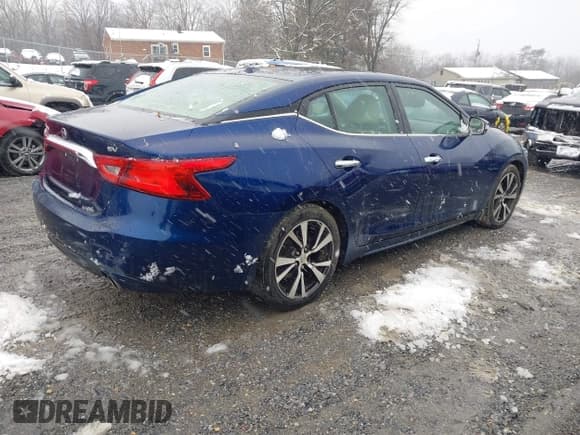 ✅ 2016 Nissan Maxima SL • VIN: 1N4AA6AP0GC429220 • Lot: 43874397. Wystawiony na IAAI z przebiegiem 223 137 mil. Bezpłatny archiwum sprzedaży aukcyjnych z USA i szczegółowy raport historii pojazdu na DreamBid. Zdjęcie 4.