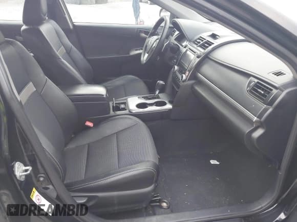 ✅ 2013 Toyota Camry SE • VIN: 4T1BF1FK5DU266811 • Lot: 43509714. Wystawiony na IAAI z przebiegiem 253 054 mil. Bezpłatny archiwum sprzedaży aukcyjnych z USA i szczegółowy raport historii pojazdu na DreamBid. Zdjęcie 5.