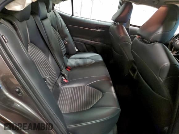 ✅ 2019 Toyota Camry SE • VIN: 4T1B11HK2KU807337 • Лот: 95419575. Опубликован ранее на Copart с пробегом 43 109 миль. Бесплатный доступ к архиву аукционных продаж из США и подробный отчёт об истории автомобиля на DreamBid. Изображение 10.