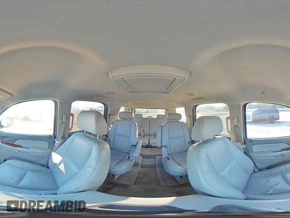 ✅ 2009 Chevrolet Tahoe LTZ • VIN: 1GNFC33089R127206 • Lot: 89912265. Wystawiony na Copart z przebiegiem 191 177 mil. Bezpłatny archiwum sprzedaży aukcyjnych z USA i szczegółowy raport historii pojazdu na DreamBid. Zdjęcie 15.