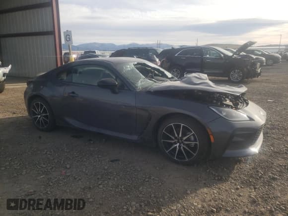 ✅ 2023 Toyota 86 • VIN: JF1ZNBC1XP8760530 • Lot: 75184903. Listed on Copart with 7,030 mi. Free auction sales archive from the USA and detailed vehicle history report at DreamBid. Image 4.