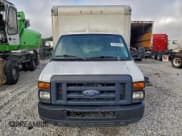 ✅ 2016 Ford Econoline Commercial • VIN: 1FDWE3FS5GDC34557 • Lot: 95429635. Wystawiony na Copart z przebiegiem 409 053 mil. Bezpłatny archiwum sprzedaży aukcyjnych z USA i szczegółowy raport historii pojazdu na DreamBid. Zdjęcie 5.