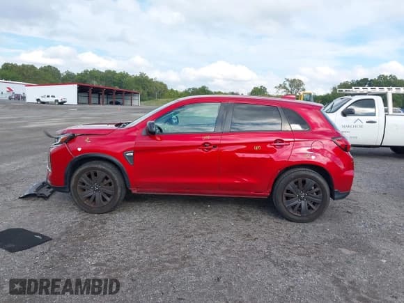 ✅ 2021 Mitsubishi Outlander ES • VIN: JA4ARUAU3MU004426 • Lot: 43292554. Listed on IAAI with 72,167 mi. Free auction sales archive from the USA and detailed vehicle history report at DreamBid. Image 14.