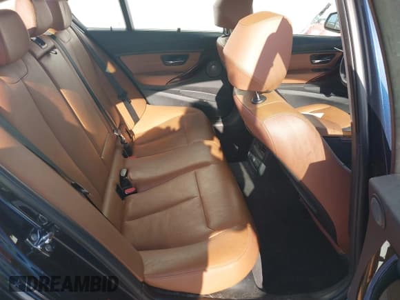 ✅ 2012 BMW 3 Series 335i • VIN: WBA3A9C59CFX59640 • Lot: 41937567. Listed on IAAI with 127,350 mi. Free auction sales archive from the USA and detailed vehicle history report at DreamBid. Image 8.