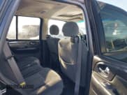 ✅ 2005 GMC Envoy SLE • VIN: 1GKDT13S652297190 • Lot: 43599186. Wystawiony na IAAI z przebiegiem Nie podano. Bezpłatny archiwum sprzedaży aukcyjnych z USA i szczegółowy raport historii pojazdu na DreamBid. Zdjęcie 8.