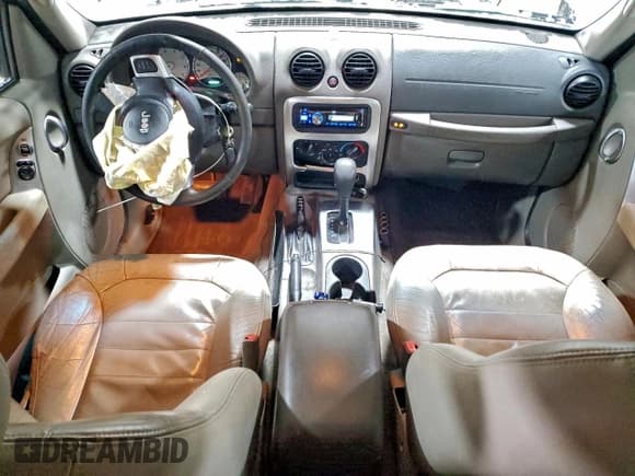 ✅ 2004 Jeep Liberty Limited • VIN: 1J4GL58K24W322287 • Lot: 95184655. Listed on Copart with 136,684 mi. Free auction sales archive from the USA and detailed vehicle history report at DreamBid. Image 8.