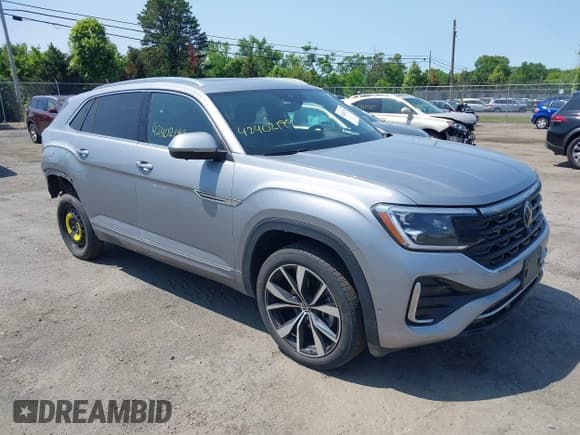 ✅ 2024 Volkswagen Atlas SEL Premium R-Line • VIN: 1V2FE2CA5RC204802 • Lot: 42402199. Wystawiony na IAAI z przebiegiem 35 270 mil. Bezpłatny archiwum sprzedaży aukcyjnych z USA i szczegółowy raport historii pojazdu na DreamBid. Zdjęcie 1.