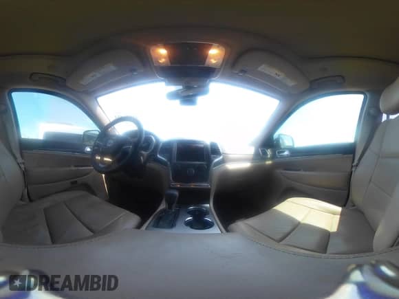 2018 Jeep Grand Cherokee Limited with VIN 1C4RJEBG1JC142188, listed as a IAAI auction lot 42776454 with 120,565 mi miles and . Bid and sale history available at DreamBid. Image 19.