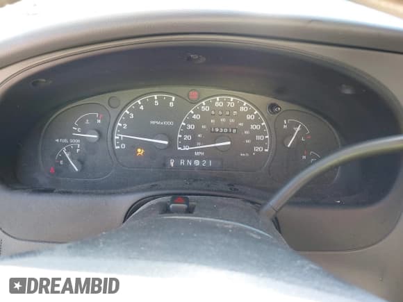 ✅ 2001 Ford Ranger XL • VIN: 1FTYR14U51TA66913 • Lot: 43466632. Wystawiony na IAAI z przebiegiem 193 018 mil. Bezpłatny archiwum sprzedaży aukcyjnych z USA i szczegółowy raport historii pojazdu na DreamBid. Zdjęcie 7.