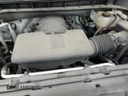 ✅ 2019 Chevrolet Silverado 1500 LT Trail Boss • VIN: 1GCPYFED4KZ331166 • Lot: 85135035. Wystawiony na Copart z przebiegiem 91 762 mil. Bezpłatny archiwum sprzedaży aukcyjnych z USA i szczegółowy raport historii pojazdu na DreamBid. Zdjęcie 15.