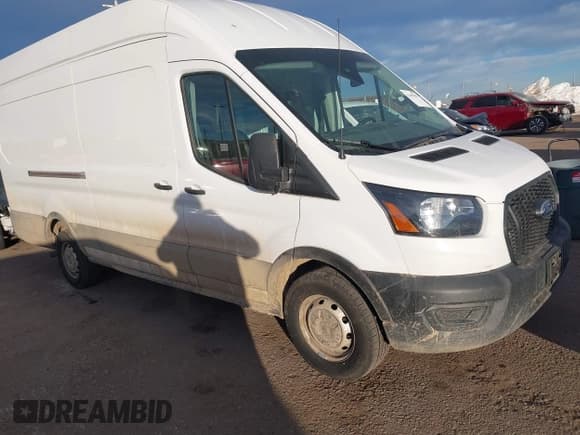 ✅ 2023 Ford Transit Cargo • VIN: 1FTBR3X80PKB45078 • Lot: 41487801. Listed on IAAI with 39,060 mi. Free auction sales archive from the USA and detailed vehicle history report at DreamBid. Image 1.