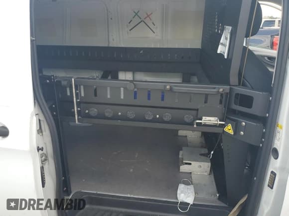 ✅ 2020 Mercedes-Benz Metris Cargo • VIN: W1YV0BEY4L3715815 • Лот: 68636494. Опубликован ранее на Copart с пробегом Не указан. Бесплатный доступ к архиву аукционных продаж из США и подробный отчёт об истории автомобиля на DreamBid. Изображение 10.