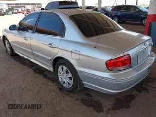 ✅ 2004 Hyundai Sonata • VIN: KMHWF25SX4A055372 • Lot: 42784505. Listed on IAAI with 113,835 mi. Free auction sales archive from the USA and detailed vehicle history report at DreamBid. Image 3.