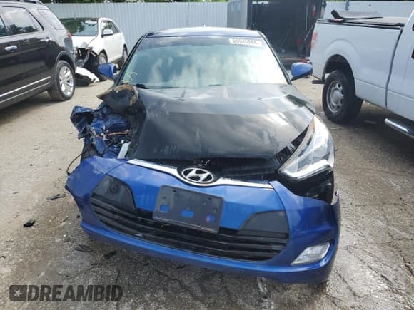 ✅ 2017 Hyundai Veloster • VIN: KMHTC6AD7HU319050 • Lot: 55945284. Wystawiony na Copart z przebiegiem 107 367 mil. Bezpłatny archiwum sprzedaży aukcyjnych z USA i szczegółowy raport historii pojazdu na DreamBid. Zdjęcie 5.