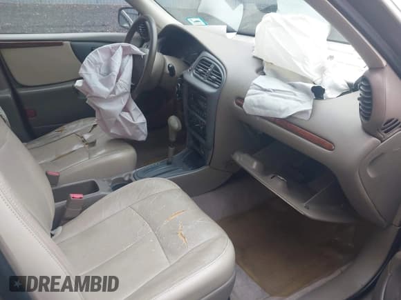 ✅ 1998 Oldsmobile Cutlass GLS • VIN: 1G3NG52M5W6307068 • Лот: 41917540. Опубликован ранее на IAAI с пробегом 133 001 миль. Бесплатный доступ к архиву аукционных продаж из США и подробный отчёт об истории автомобиля на DreamBid. Изображение 5.