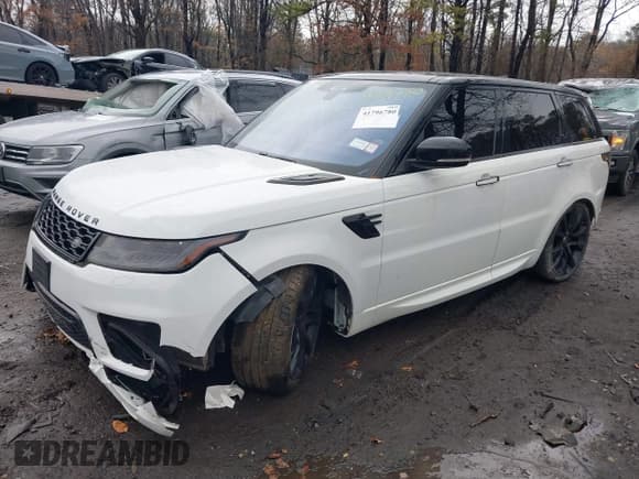 ✅ 2020 Land Rover Range Rover Sport HST • VIN: SALWS2RU7LA743364 • Лот: 41796780. Опубликован ранее на IAAI с пробегом 43 037 миль. Бесплатный доступ к архиву аукционных продаж из США и подробный отчёт об истории автомобиля на DreamBid. Изображение 18.