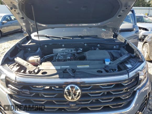 ✅ 2024 Volkswagen Atlas SEL Premium R-Line • VIN: 1V2FE2CA2RC238776 • Lot: 82517505. Wystawiony na Copart z przebiegiem 30 514 mil. Bezpłatny archiwum sprzedaży aukcyjnych z USA i szczegółowy raport historii pojazdu na DreamBid. Zdjęcie 12.