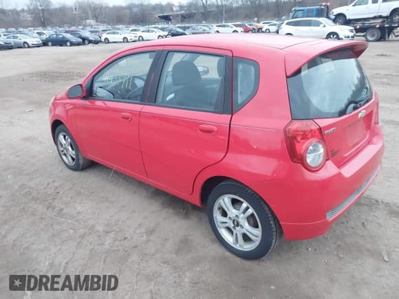 ✅ 2011 Chevrolet Aveo 1LT • VIN: KL1TD6DE6BB127893 • Lot: 41233711. Wystawiony na IAAI z przebiegiem 154 422 mil. Bezpłatny archiwum sprzedaży aukcyjnych z USA i szczegółowy raport historii pojazdu na DreamBid. Zdjęcie 3.