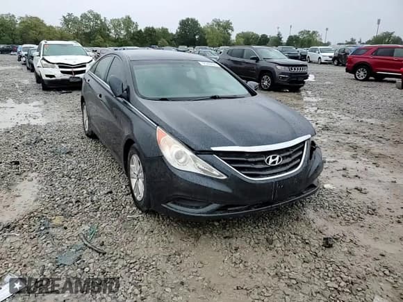 ✅ 2011 Hyundai Sonata GLS • VIN: 5NPEB4AC7BH041358 • Lot: 72346294. Listed on Copart with 199,407 mi. Free auction sales archive from the USA and detailed vehicle history report at DreamBid. Image 11.