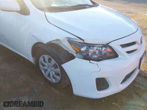 ✅ 2012 Toyota Corolla L • VIN: 2T1BU4EE9CC870056 • Lot: 43628181. Wystawiony na IAAI z przebiegiem 174 732 mil. Bezpłatny archiwum sprzedaży aukcyjnych z USA i szczegółowy raport historii pojazdu na DreamBid. Zdjęcie 6.