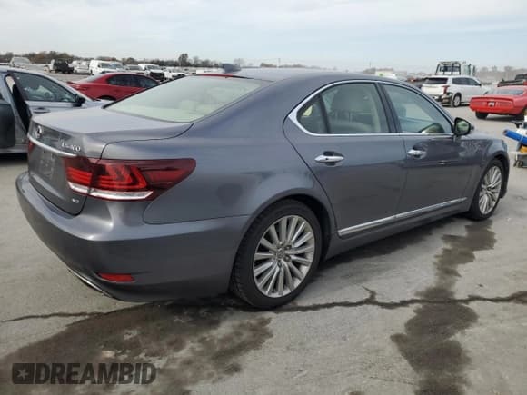 ✅ 2017 Lexus LS 460 • VIN: JTHCL5EF9H5028844 • Lot: 92299575. Listed on Copart with 85,312 mi. Free auction sales archive from the USA and detailed vehicle history report at DreamBid. Image 3.
