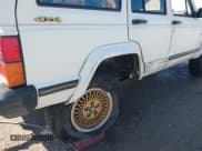 ✅ 1989 Jeep Cherokee • VIN: 1J4FJ78L0KL484309 • Lot: 42721121. Wystawiony na IAAI z przebiegiem 237 801 mil. Bezpłatny archiwum sprzedaży aukcyjnych z USA i szczegółowy raport historii pojazdu na DreamBid. Zdjęcie 6.