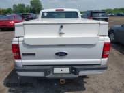 ✅ 2011 Ford Ranger XLT • VIN: 1FTLR4FE8BPA33013 • Lot: 42467554. Listed on IAAI with 325,616 mi. Free auction sales archive from the USA and detailed vehicle history report at DreamBid. Image 16.