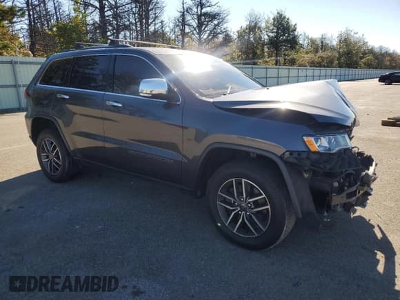 ✅ 2021 Jeep Grand Cherokee Limited • VIN: 1C4RJFBG9MC585957 • Lot: 82527095. Listed on Copart with 104,781 mi. Free auction sales archive from the USA and detailed vehicle history report at DreamBid. Image 4.