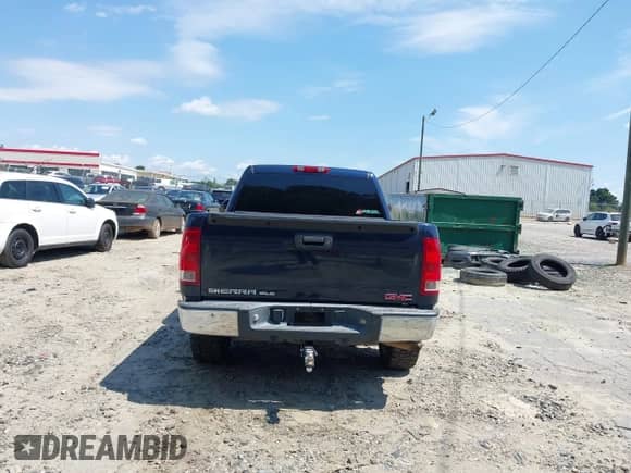 2008 GMC Sierra 1500 SLE1 with VIN 2GTEC13J981219305, listed as a IAAI auction lot 43130648 with 206,434 mi miles and . Bid and sale history available at DreamBid. Image 17.