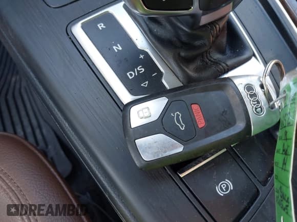 ✅ 2018 Audi A4 Premium • VIN: WAUDNAF48JN020565 • Лот: 41370691. Опубликован ранее на IAAI с пробегом 67 751 миль. Бесплатный доступ к архиву аукционных продаж из США и подробный отчёт об истории автомобиля на DreamBid. Изображение 11.