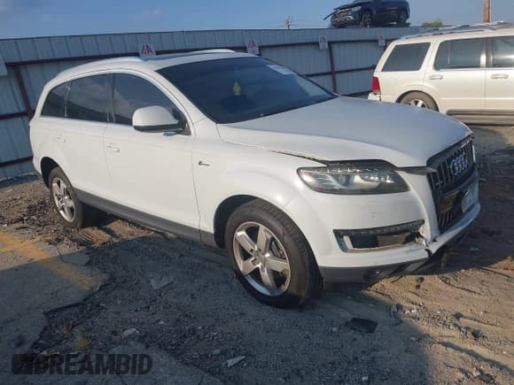 ✅ 2013 Audi Q7 Premium Plus • VIN: WA1LGAFE0DD005287 • Lot: 43192497. Listed on IAAI with 203,590 mi. Free auction sales archive from the USA and detailed vehicle history report at DreamBid. Image 1.