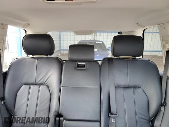 ✅ 2010 Land Rover Range Rover HSE • VIN: SALME1D41AA308367 • Lot: 90931645. Wystawiony na Copart z przebiegiem 174 124 mil. Bezpłatny archiwum sprzedaży aukcyjnych z USA i szczegółowy raport historii pojazdu na DreamBid. Zdjęcie 10.