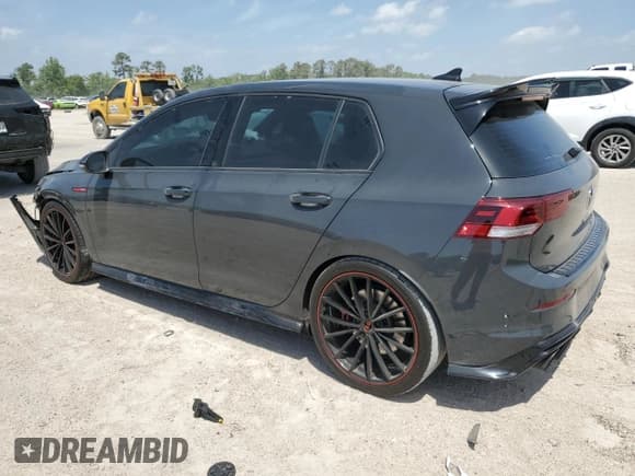 ✅ 2023 Volkswagen Golf GTI 40th Anniversary Edition • VIN: WVW9A7CD4PW199198 • Lot: 53739685. Wystawiony na Copart z przebiegiem 28 120 mil. Bezpłatny archiwum sprzedaży aukcyjnych z USA i szczegółowy raport historii pojazdu na DreamBid. Zdjęcie 2.