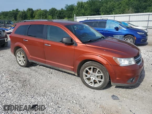 ✅ 2014 Dodge Journey Limited • VIN: 3C4PDDDG5ET279280 • Lot: 64297705. Wystawiony na Copart z przebiegiem 113 285 mil. Bezpłatny archiwum sprzedaży aukcyjnych z USA i szczegółowy raport historii pojazdu na DreamBid. Zdjęcie 4.
