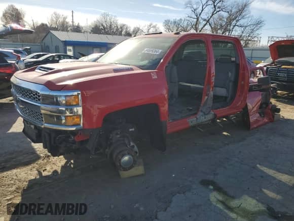 2019 Chevrolet Silverado 3500HD Work Truck с VIN 1GC4KVCY6KF132237, выставлен на аукционе Copart как лот 84699364 с пробегом 69 480 миль миль и Списание • Salvage title. История ставок и продаж доступна на DreamBid. Изображение 1.