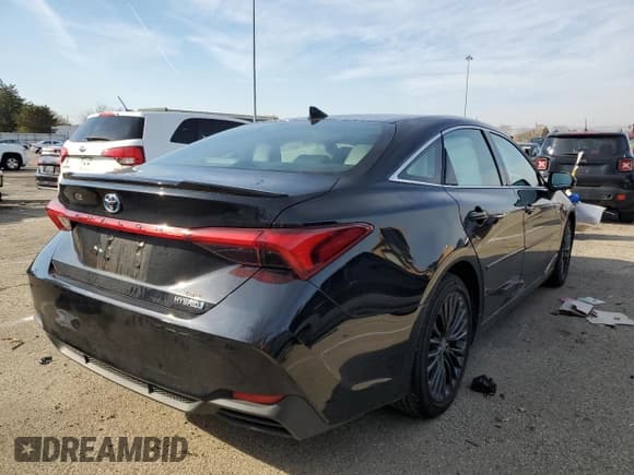 ✅ 2021 Toyota Avalon Hybrid XSE • VIN: 4T1EA1AB9MU007869 • Lot: 66118102. Wystawiony na Copart z przebiegiem 18 195 mil. Bezpłatny archiwum sprzedaży aukcyjnych z USA i szczegółowy raport historii pojazdu na DreamBid. Zdjęcie 4.