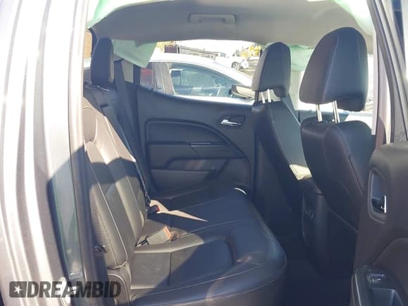 ✅ 2015 GMC Canyon 2WD SLT • VIN: 1GTG5CE30F1250832 • Lot: 43229990. Wystawiony na IAAI z przebiegiem 46 676 mil. Bezpłatny archiwum sprzedaży aukcyjnych z USA i szczegółowy raport historii pojazdu na DreamBid. Zdjęcie 8.