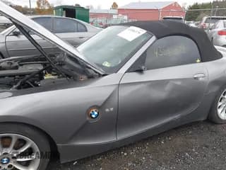✅ 2003 BMW Z4 2.5i • VIN: 4USBT33423LR62233 • Lot: 43586379. Wystawiony na IAAI z przebiegiem 164 862 mil. Bezpłatny archiwum sprzedaży aukcyjnych z USA i szczegółowy raport historii pojazdu na DreamBid. Zdjęcie 6.