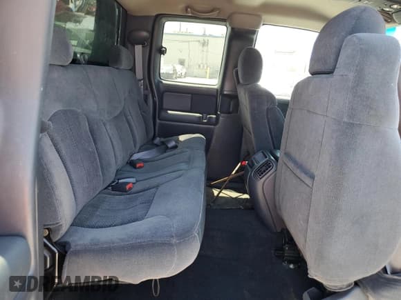 ✅ 2002 Chevrolet Silverado 2500HD LS • VIN: 1GCHK29172E146390 • Лот: 77491664. Опубликован ранее на Copart с пробегом Не указан. Бесплатный доступ к архиву аукционных продаж из США и подробный отчёт об истории автомобиля на DreamBid. Изображение 10.