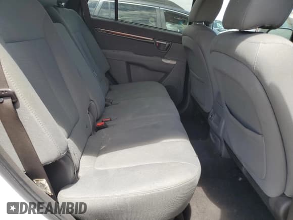 ✅ 2011 Hyundai Santa Fe GLS • VIN: 5XYZGDAG9BG019780 • Lot: 61862875. Listed on Copart with 182,897 mi. Free auction sales archive from the USA and detailed vehicle history report at DreamBid. Image 11.