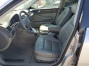 ✅ 2004 Audi A6 • VIN: WAUVT64BX4N033587 • Lot: 70103294. Wystawiony na Copart z przebiegiem 124 176 mil. Bezpłatny archiwum sprzedaży aukcyjnych z USA i szczegółowy raport historii pojazdu na DreamBid. Zdjęcie 7.