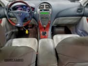 ✅ 2008 Lexus ES 330 • VIN: JTHBJ46G682265909 • Lot: 94871525. Wystawiony na Copart z przebiegiem 311 583 mil. Bezpłatny archiwum sprzedaży aukcyjnych z USA i szczegółowy raport historii pojazdu na DreamBid. Zdjęcie 8.