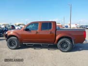 ✅ 2017 Nissan Frontier SV • VIN: 1N6DD0EV6HN738178 • Lot: 43562731. Wystawiony na IAAI z przebiegiem 108 414 mil. Bezpłatny archiwum sprzedaży aukcyjnych z USA i szczegółowy raport historii pojazdu na DreamBid. Zdjęcie 14.