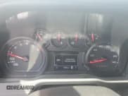 ✅ 2020 Chevrolet Silverado 1500 Custom • VIN: 1GCRWBEK4LZ209964 • Lot: 61614595. Wystawiony na Copart z przebiegiem 71 059 mil. Bezpłatny archiwum sprzedaży aukcyjnych z USA i szczegółowy raport historii pojazdu na DreamBid. Zdjęcie 9.