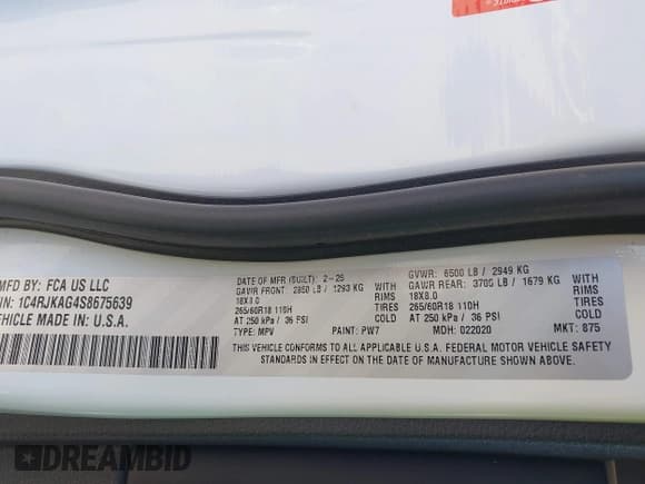 ✅ 2025 Jeep Grand Cherokee Altitude X • VIN: 1C4RJKAG4S8675639 • Lot: 43567435. Listed on IAAI with 9,276 mi. Free auction sales archive from the USA and detailed vehicle history report at DreamBid. Image 9.