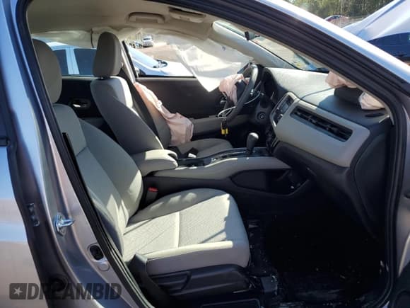 ✅ 2022 Honda HR-V LX • VIN: 3CZRU5H36NM740111 • Lot: 82617885. Wystawiony na Copart z przebiegiem 20 760 mil. Bezpłatny archiwum sprzedaży aukcyjnych z USA i szczegółowy raport historii pojazdu na DreamBid. Zdjęcie 7.