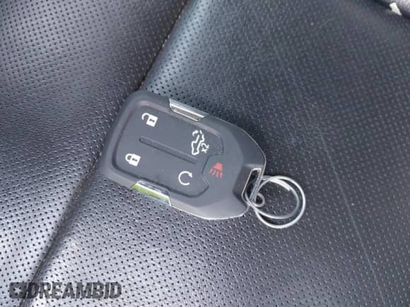 2019 Chevrolet Silverado 1500 LTZ z VIN 1GCUYGED2KZ102414, wystawiony jako IAAI lot #42819711 z przebiegiem 143 243 mil mil oraz . Historia ofert i sprzedaży dostępna na DreamBid. Obrazek 11.