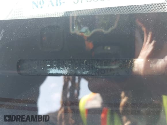 ✅ 2022 Toyota 4Runner TRD Off Road Premium • VIN: JTERU5JR7N6037617 • Lot: 42371339. Listed on IAAI with 35,601 mi. Free auction sales archive from the USA and detailed vehicle history report at DreamBid. Image 9.